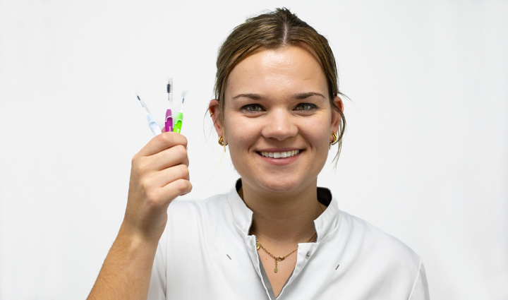 Debbie, tandartsassistent